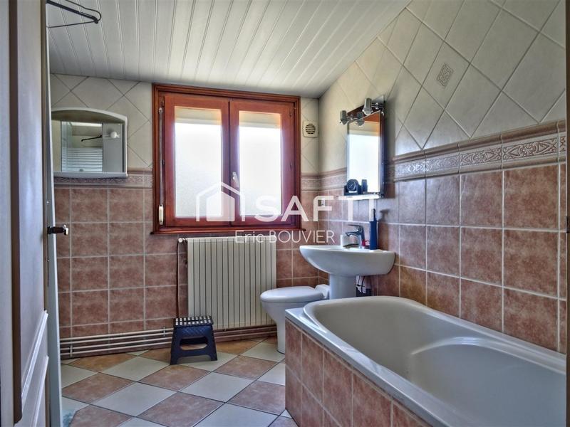 Maison - 102 m² - 5 pièces