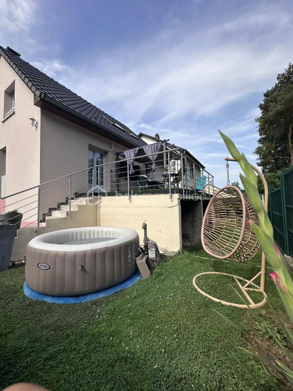 Maison - 105 m² - 5 pièces