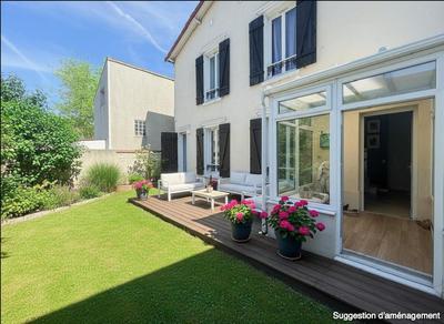 Maison - 97 m² - 5 pièces