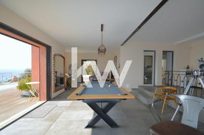 Villa - 215 m² - 7 pièces