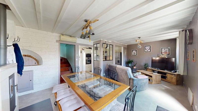 Maison - 95 m² - 4 pièces