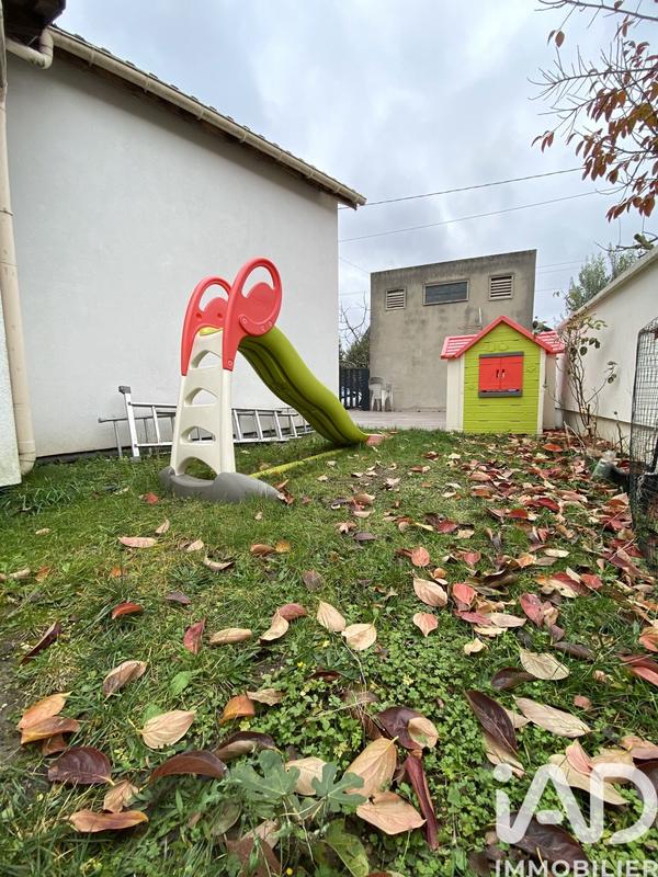 Maison - 98 m² - 6 pièces