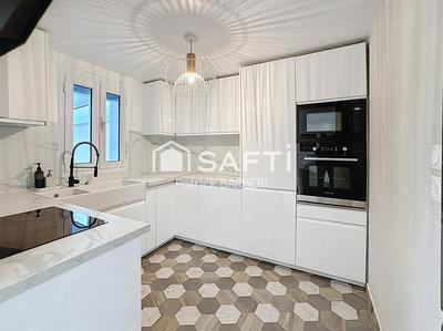 Maison - 105 m² - 6 pièces