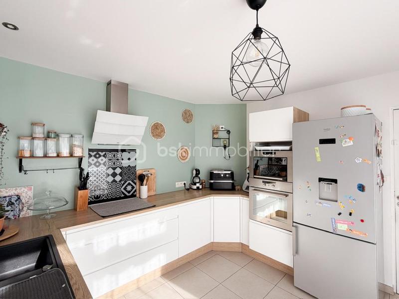 Maison - 166 m² - 7 pièces