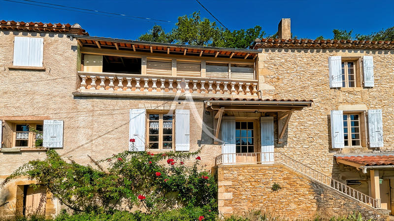 Maison - 120 m² - 6 pièces