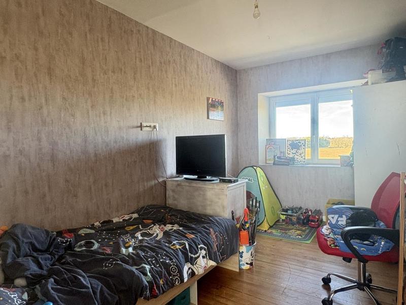 Maison - 97 m² - 5 pièces