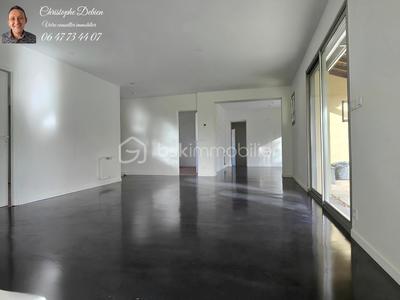 Pavillon - 167 m² - 7 pièces