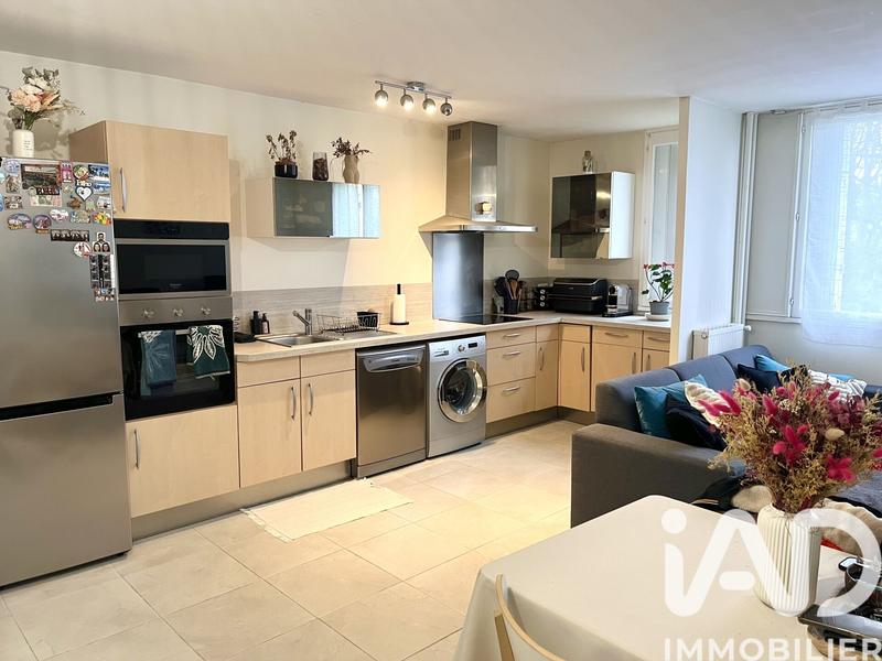 Appartement - 64 m² - 3 pièces