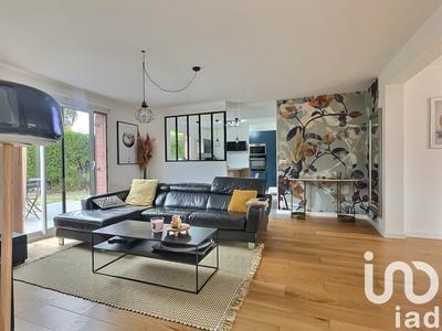 Maison - 140 m² - 8 pièces