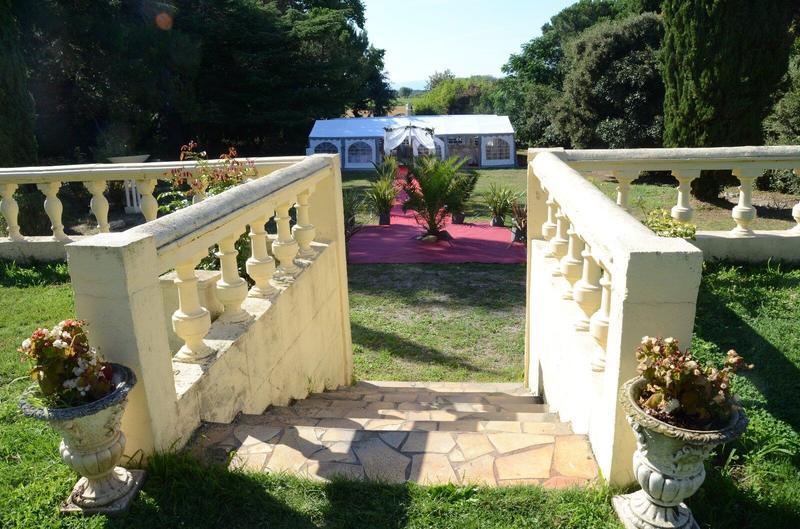 Maison - 400 m² - 8 pièces