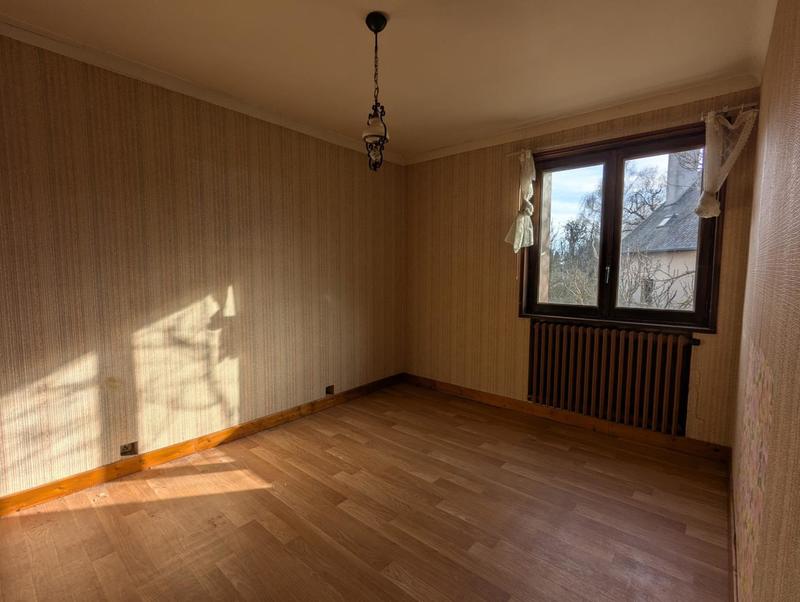 Maison - 149 m² - 7 pièces