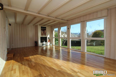 Maison - 189 m² - 10 pièces