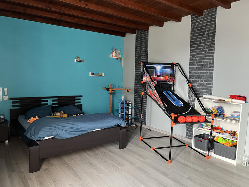 Maison - 210 m² - 6 pièces