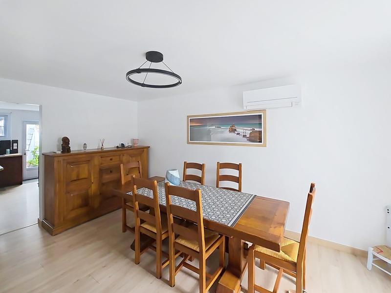 Maison - 96 m² - 5 pièces