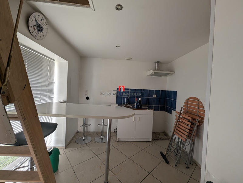 Local commercial - 130 m² - 5 pièces