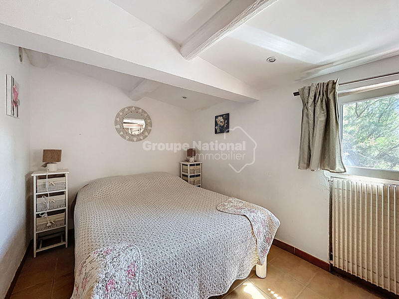 Maison - 253 m² - 12 pièces