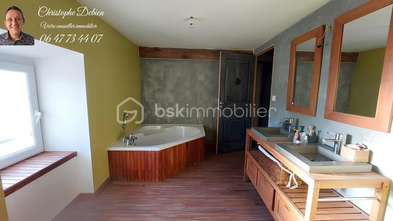 Longère - 203 m² - 8 pièces