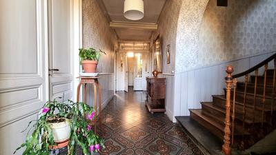 Maison - 246 m² - 7 pièces