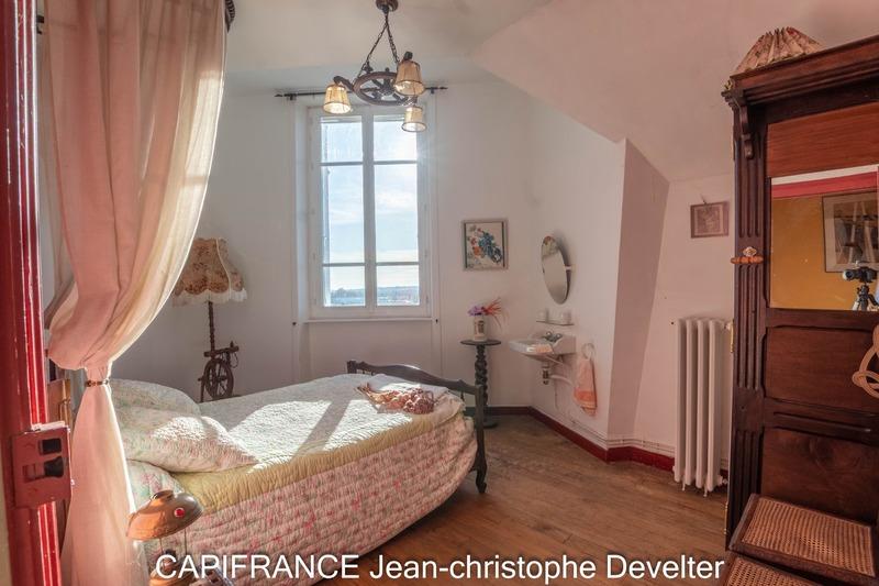 Maison bourgeoise - 235 m² - 8 pièces