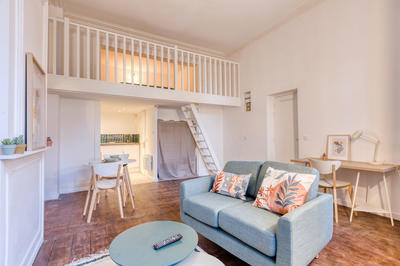 Studio - 30 m² - 1 pièce