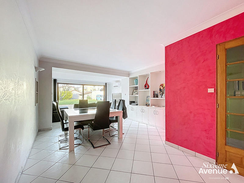 Maison - 359 m² - 8 pièces