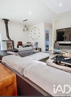 Maison - 340 m² - 4 pièces