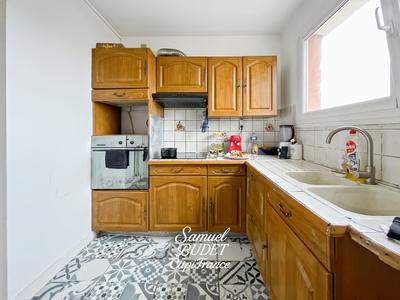 Appartement - 75 m² - 4 pièces