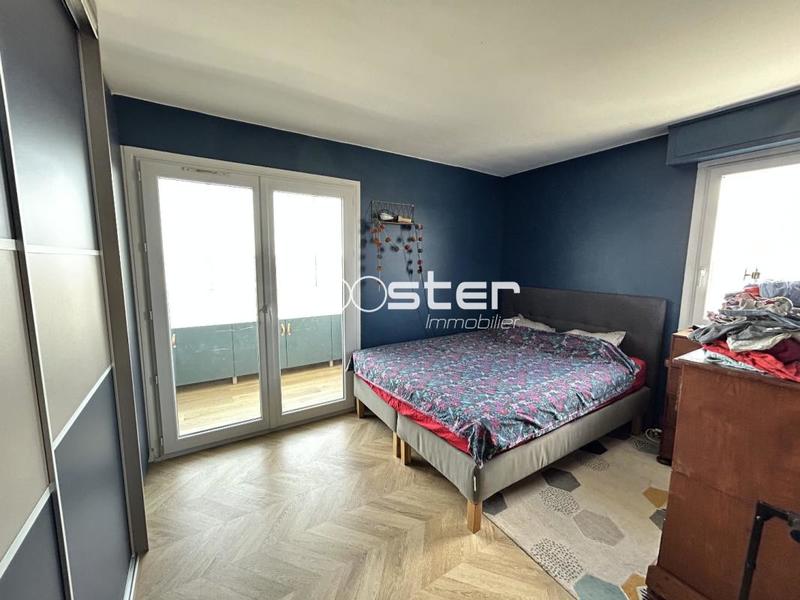 Appartement ancien - 92 m² - 4 pièces