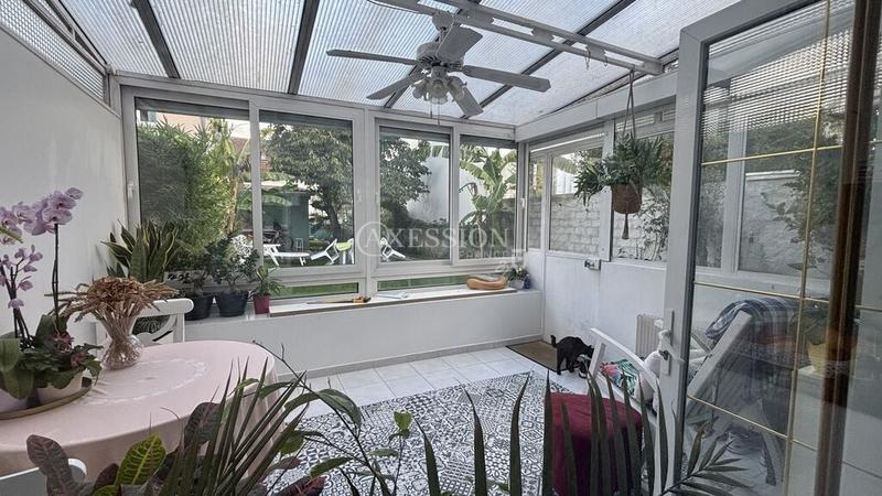 Maison - 100 m² - 5 pièces