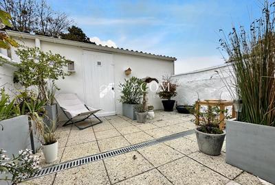 Maison - 93 m² - 5 pièces
