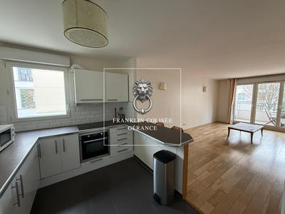 Appartement - 74 m² - 3 pièces