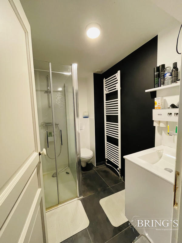 Maison - 309 m² - 12 pièces