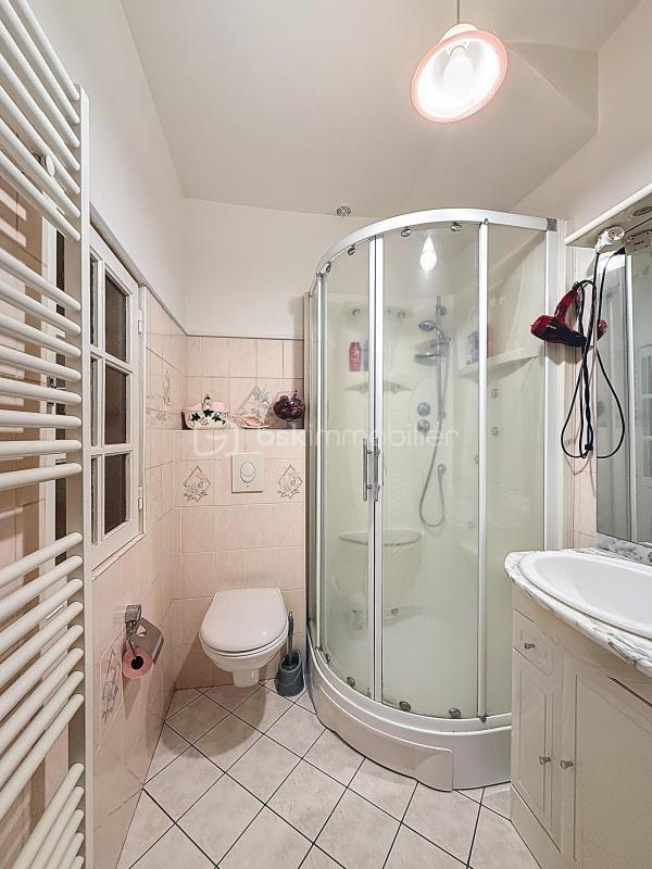 Propriété - 127 m² - 7 pièces