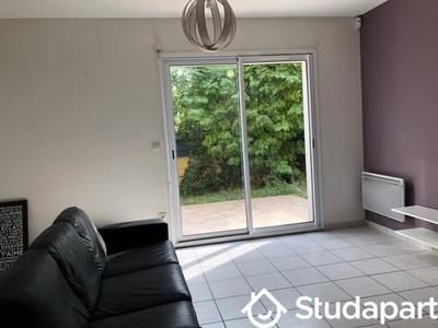 Chambre - 14 m² - 1 pièce