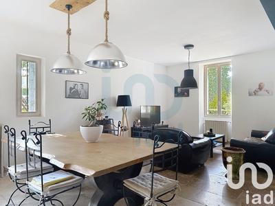 Maison - 250 m² - 6 pièces