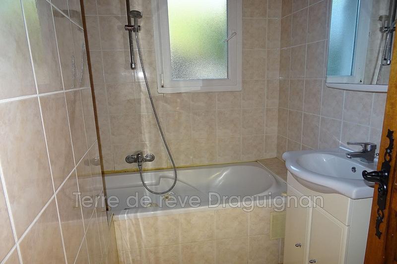 Propriété - 288 m² - 14 pièces