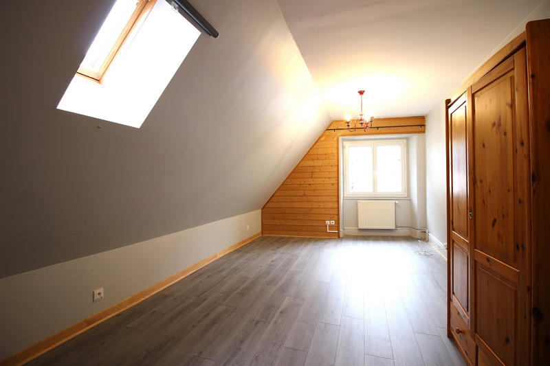 Appartement - 94 m² - 4 pièces