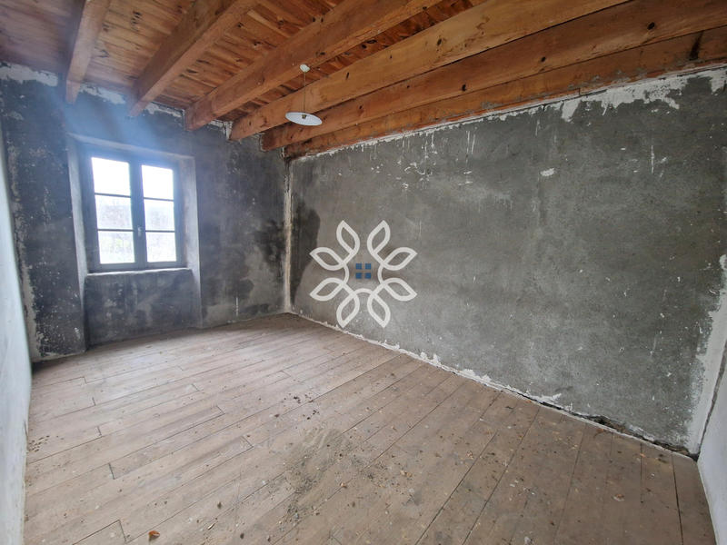 Maison de village - 126 m² - 7 pièces