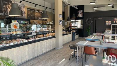 Local commercial - 207 m²