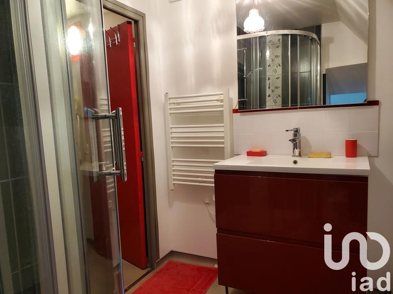 Maison - 185 m² - 8 pièces