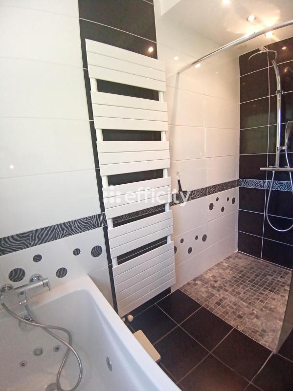 Propriété - 126 m² - 5 pièces