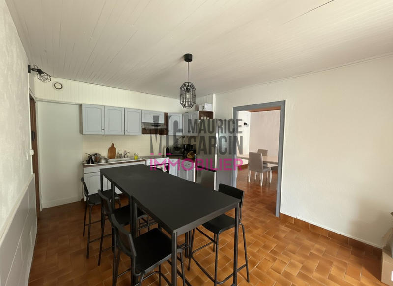 Maison - 178 m² - 5 pièces