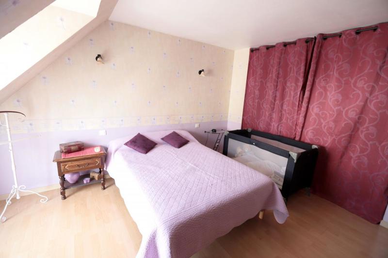 Maison - 95 m² - 4 pièces