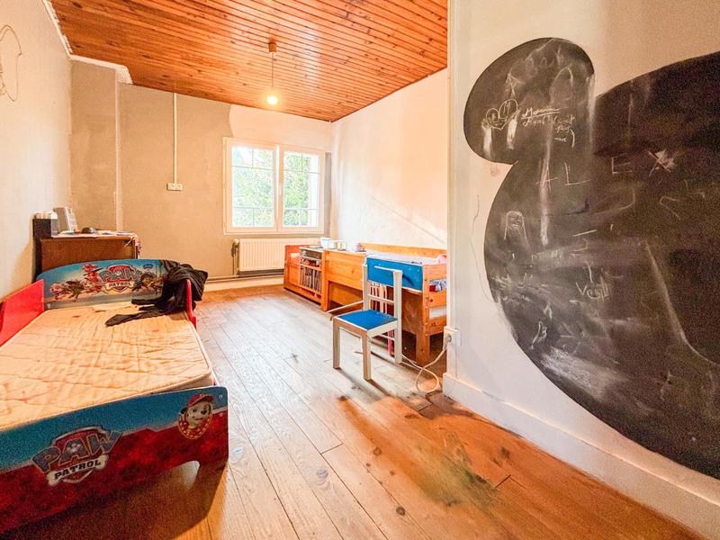 Maison - 163 m² - 7 pièces