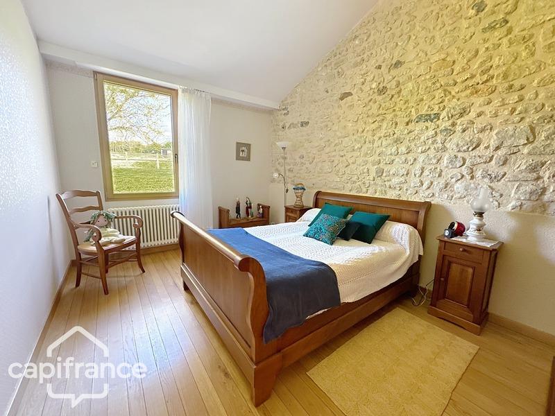 Maison - 291 m² - 12 pièces