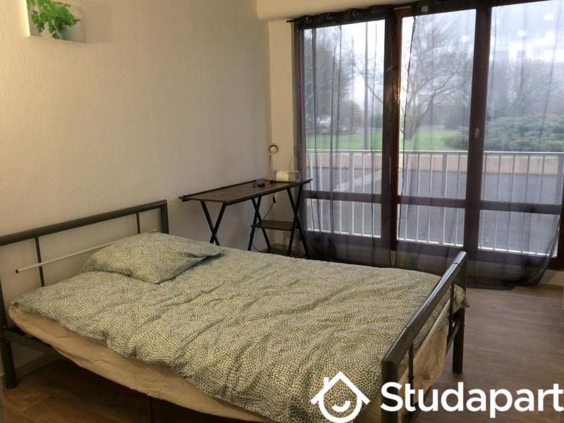 Chambre - 10 m² - 1 pièce