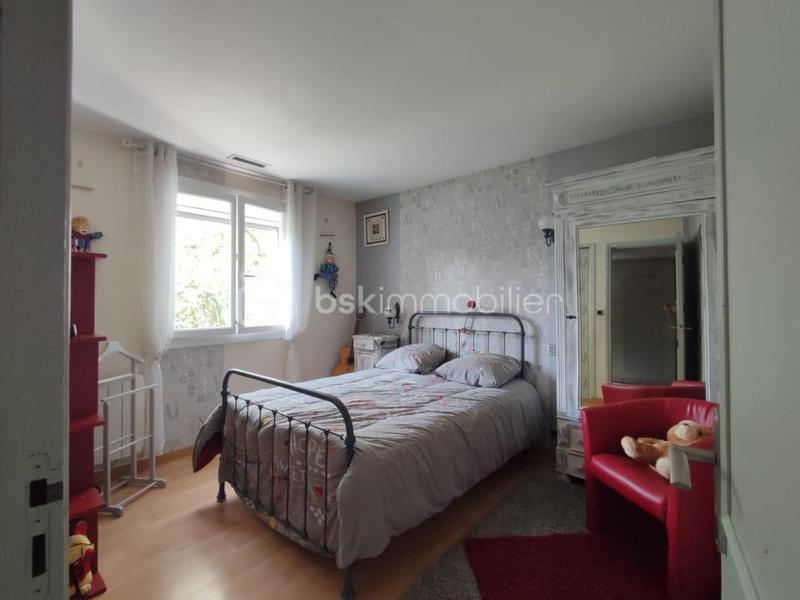 Maison traditionnelle - 104 m² - 5 pièces