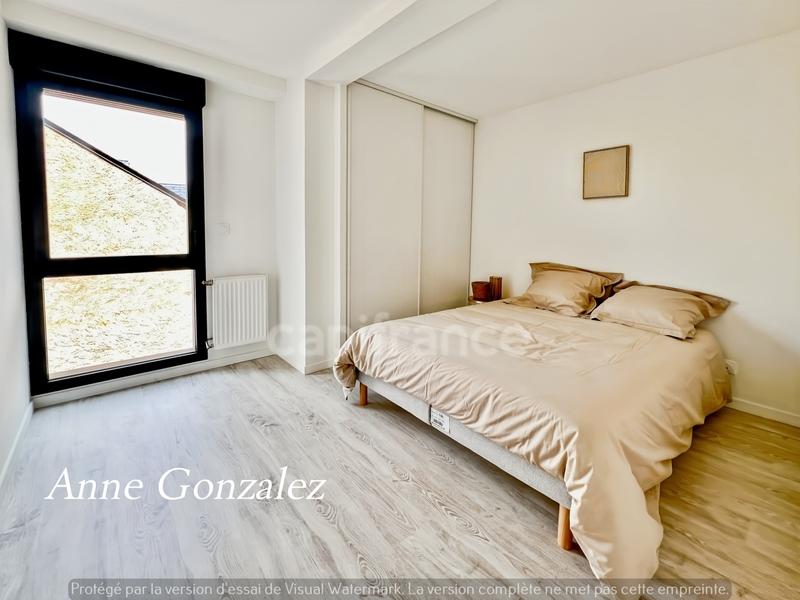 Appartement - 92 m² - 4 pièces