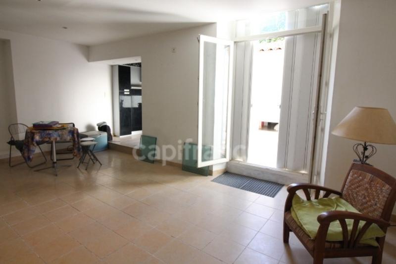 Appartement ancien - 99 m² - 4 pièces