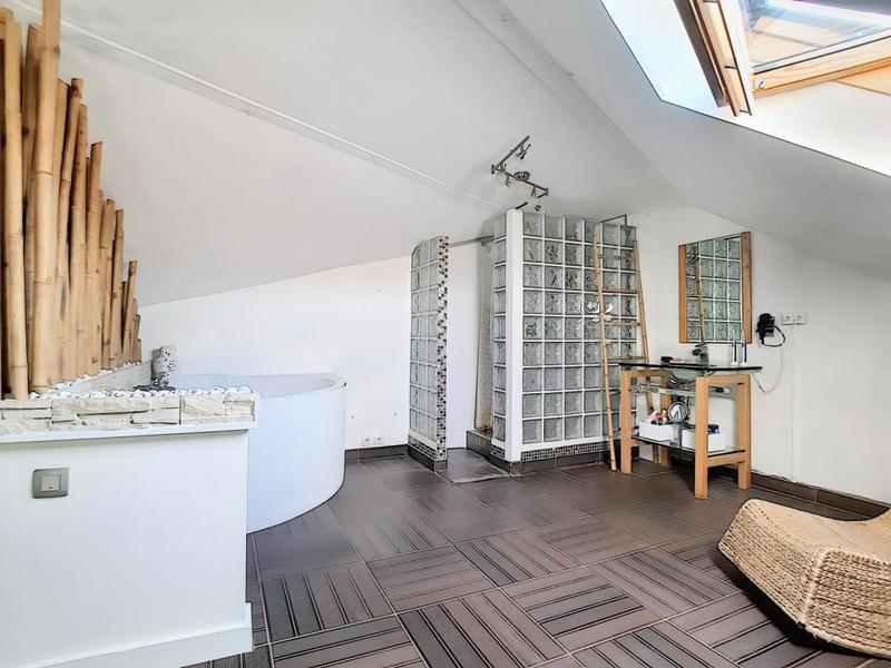 Maison - 160 m² - 4 pièces